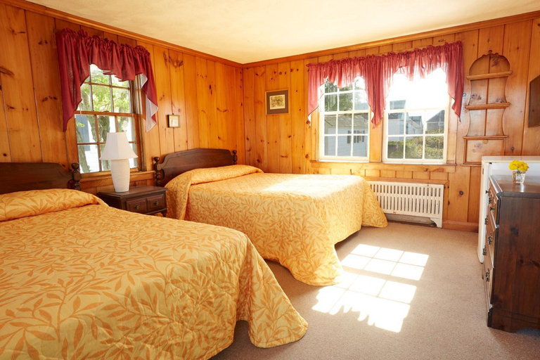 Bedroom 2, Kalmar Village & Tradewinds, Barnstable