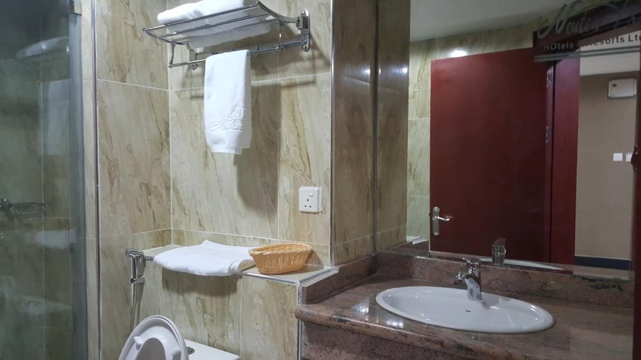 Bathroom, Royal Continental Hotels and Apartment, AbujaMun