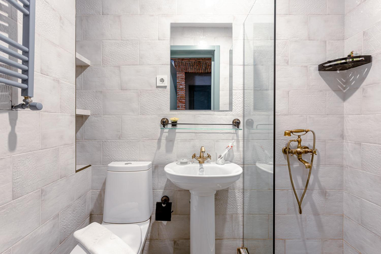 Bathroom 4, Ethnograph Old Tbilisi Hotel, Tbilisi