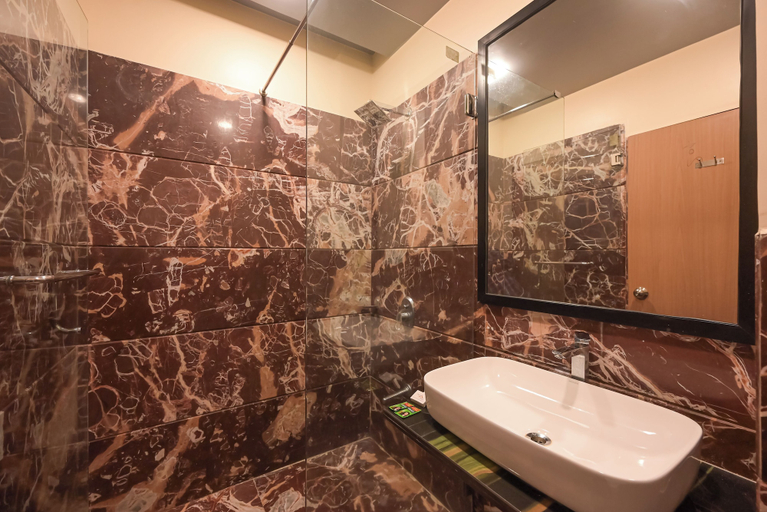 Bathroom 4, Hotel Aristro, Pune