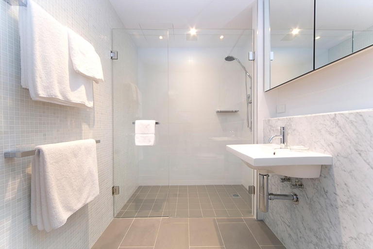 Bathroom 4, Burbury Hotel, Canberra