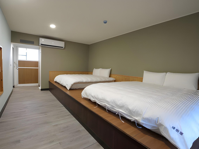 Bedroom 3, Peak Tree House, Pingtung