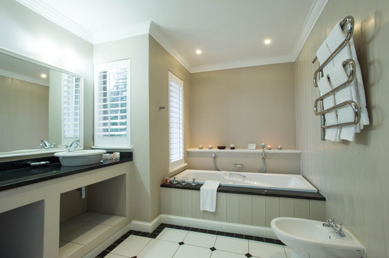 Bathroom 4, Fordoun Hotel and Spa, Umgungundlovu