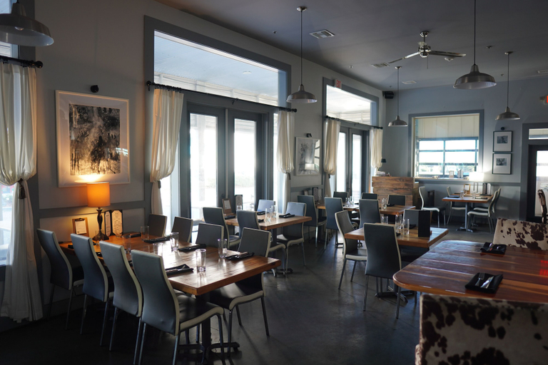 Food & Drinks 5, Hotel Whiskey in Pass Christian, Harrison