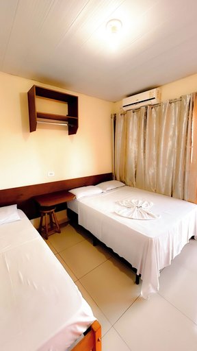 Bedroom 3, HOTEL GLOBAL PALACE, Amambai