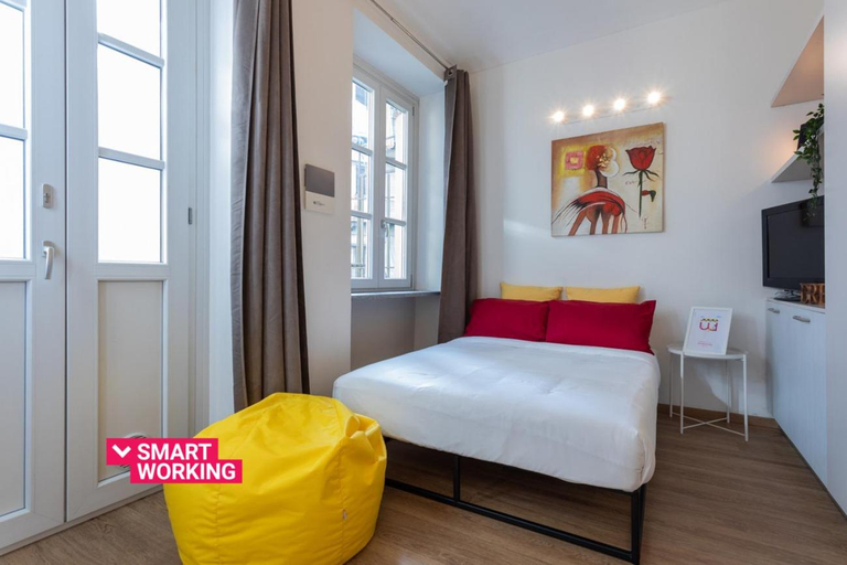 Bedroom, Porta Susa Studio Apartment by Wonderful Italy, Torino