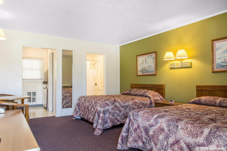 Bedroom 4, Rodeway Inn Waterford - New London, New London