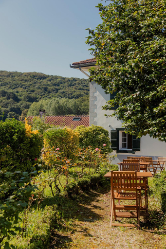 Others 4, Maison Gamboia, chambres d'hotes au calme avec jardin, Pyrénées-Atlantiques