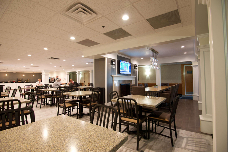 Food & Drinks 5, Best Western Plus Plattsburgh, Clinton