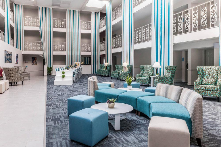 Public Area 2, The Blu Hotel Blue Ash Cincinnati, an Ascend Collection Hotel, Cincinnati