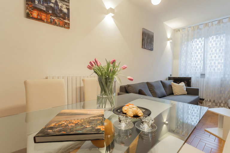 Others 2, Volta Apartment by Rent all Como, Como