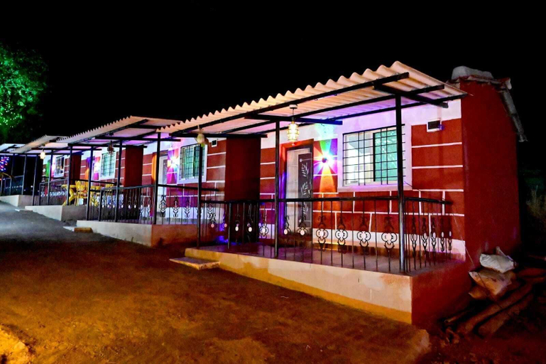 Exterior & Views 2, Hotel Krushnai Athavan Farm House, Pune