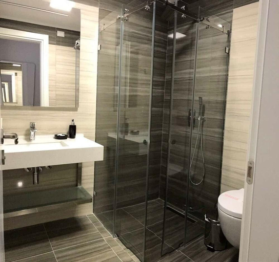 Bathroom 4, Hotel Vila Kalcuni Sarande, Sarandës