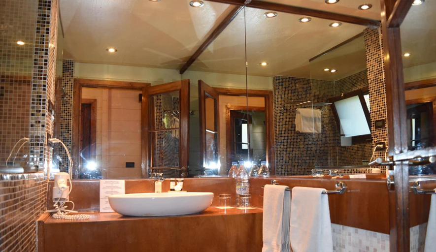 Bathroom 4, Royal Horizon Baobab, Mbour