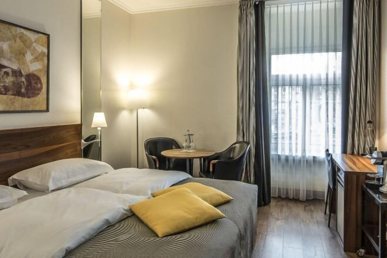 Bedroom 5