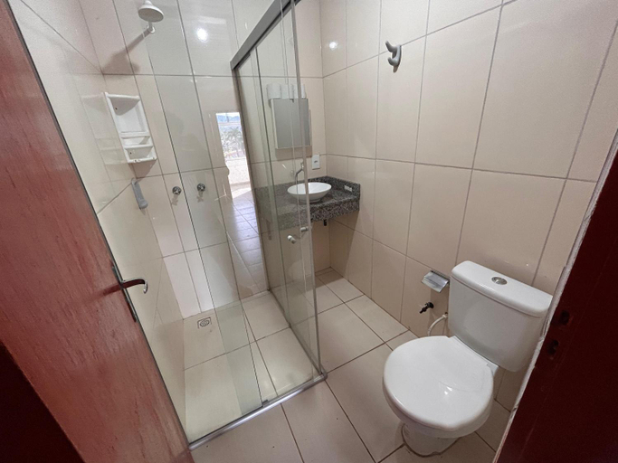 Bathroom, Dantas Hotel, Parauapebas