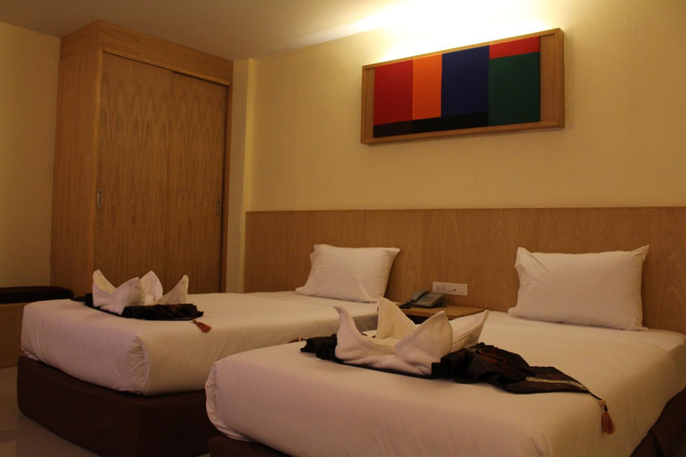 Bedroom 3, The Lephant Hotel, Phunphin