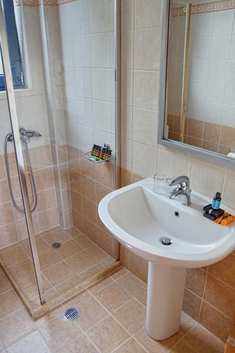 Bathroom 3, Ammos Boutique Hotel, Central Greece