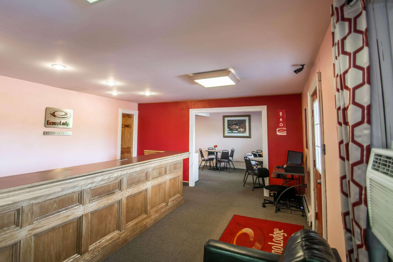 Public Area 3, Econo Lodge Hornell Hornell, Steuben