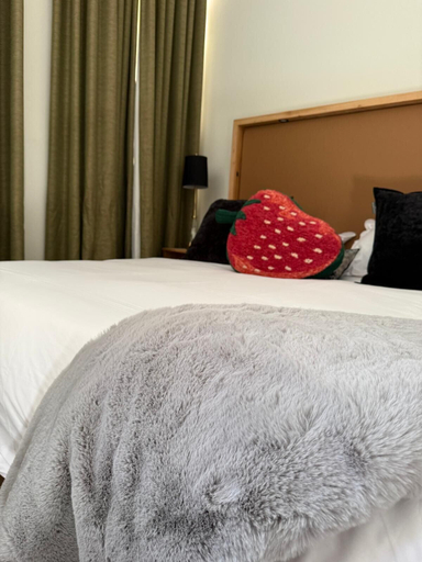 Bedroom 4, Unicorn Zebra, Pima