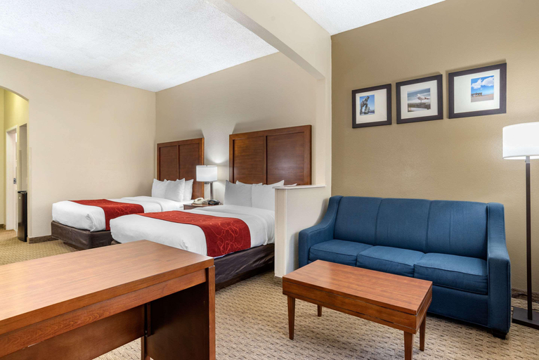 Bedroom 3, Comfort Suites Airport, Duval