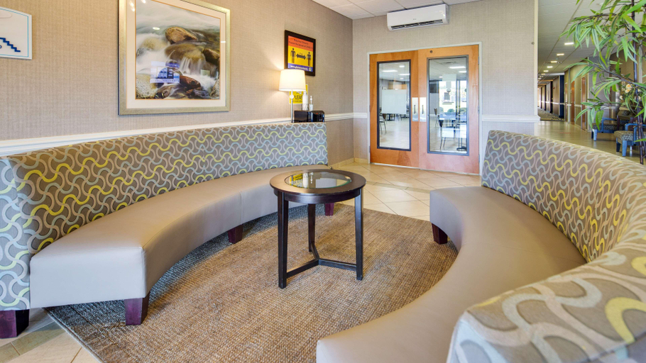 Public Area 2, Best Western Plus Brunswick Inn & Suites, Glynn