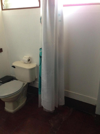 Bathroom 3, Hotel Don Robert, Puntarenas