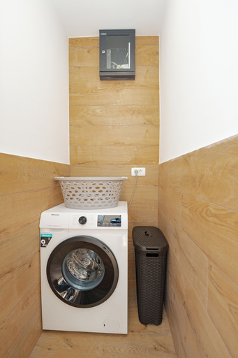 Bathroom 4, Apartments Adela I, Pag
