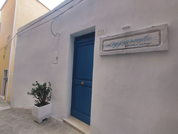 Exterior & Views 2, Affittacamere L'Appusentu, Sassari