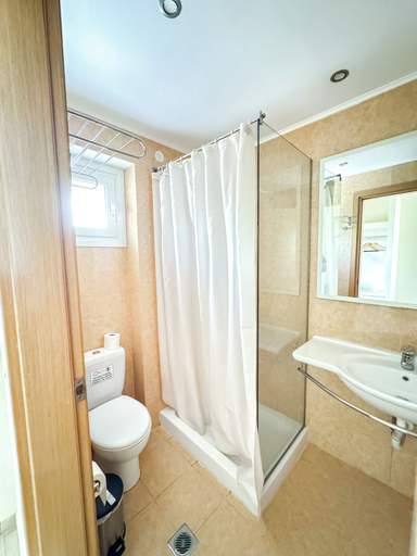 Bathroom 5, Kavos Plaza Hotel, Ionian Islands