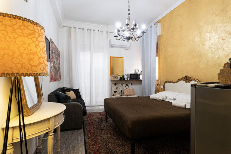 Bedroom 2, Il Profumo del Porto, Trapani