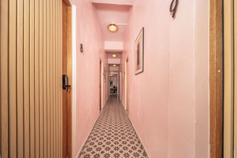 Others 5, Room 3: Vibrant Walkable Hub in Santurce