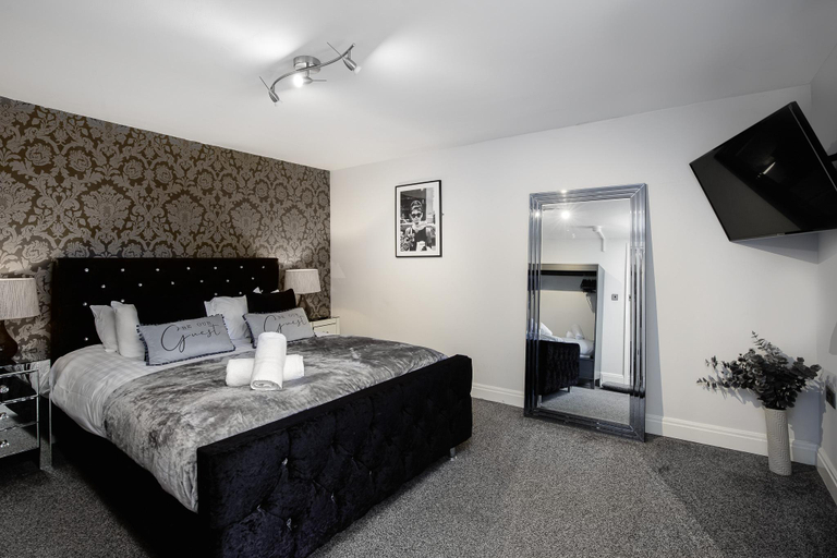 Bedroom 2, The Place by Sasco, Blackpool