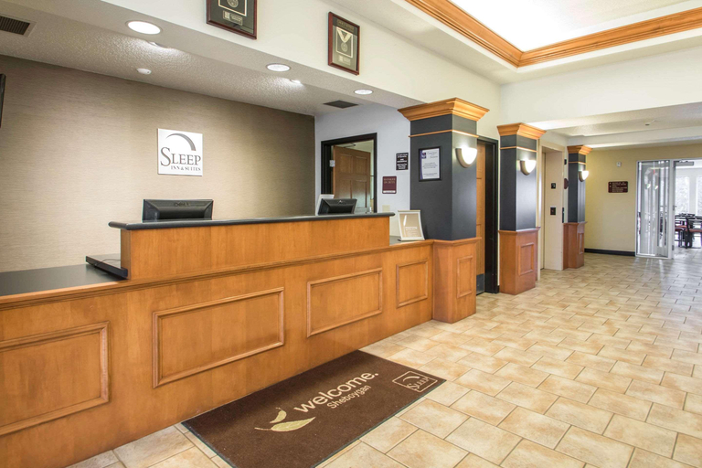 Public Area 4, Comfort Inn & Suites Sheboygan I-43, Sheboygan