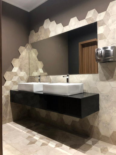 Bathroom 4, Jitomir Hotel, Montana