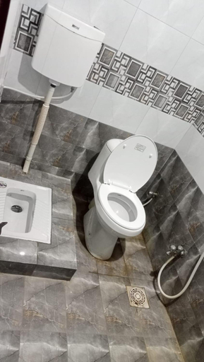 Bathroom 4, Hotel Grace Inn, Multan