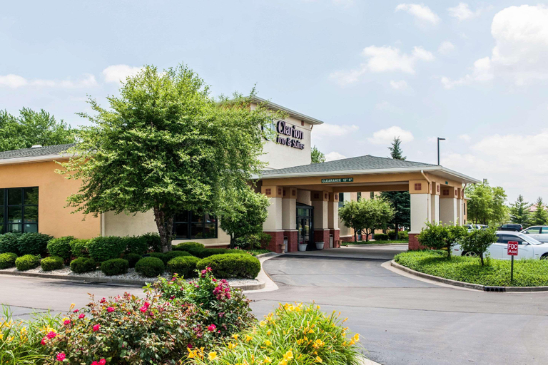 Exterior & Views 2, Clarion Inn & Suites Northwest, Marion