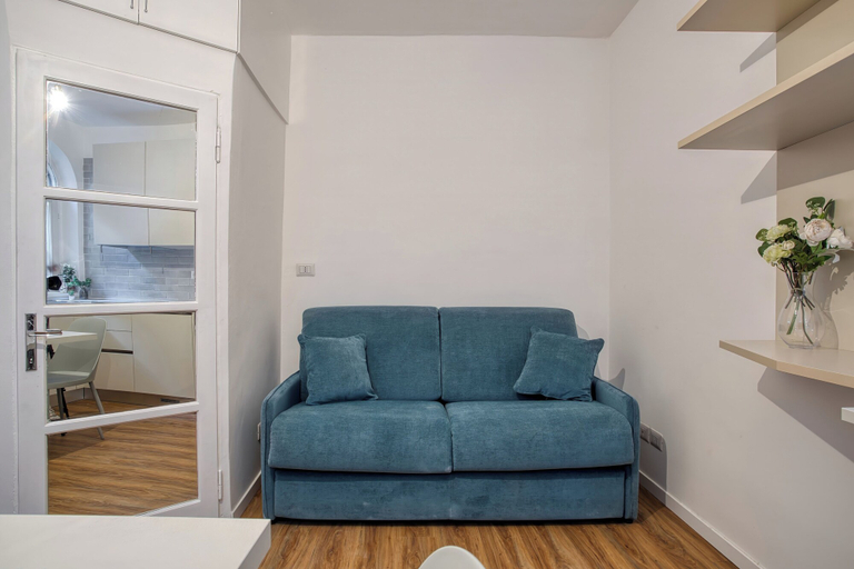 Others 4, Compact studio near the City Centre, Milano