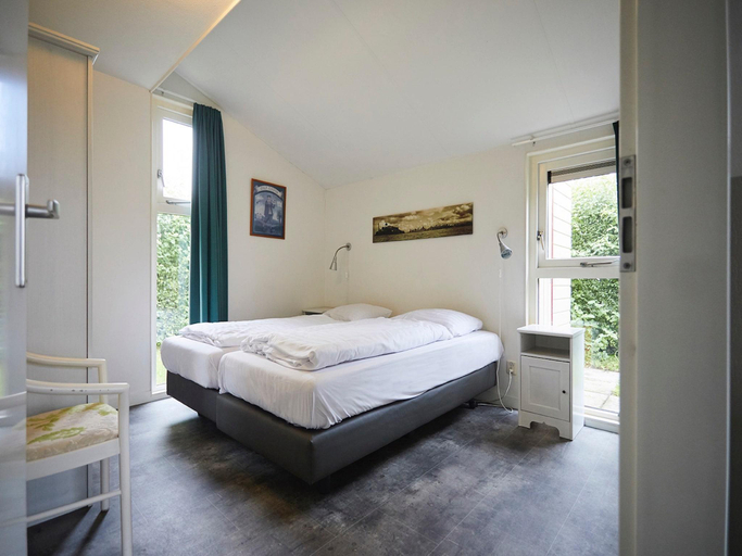 Bedroom 3, Holiday Home in Zeeland near Lake  Sauna, Borsele
