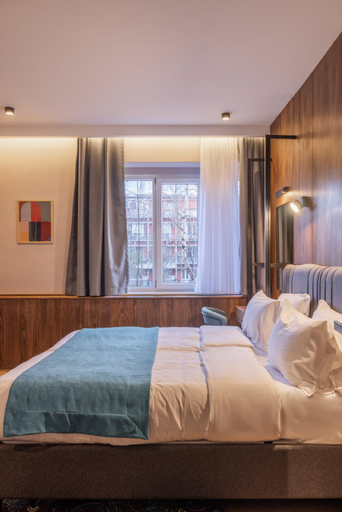 Bedroom 2, SQUARE by Margo Hotel, Priština