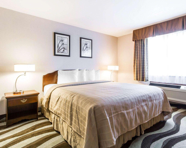 Bedroom 3, Quality Inn & Suites Stoughton- Madison South, Dane