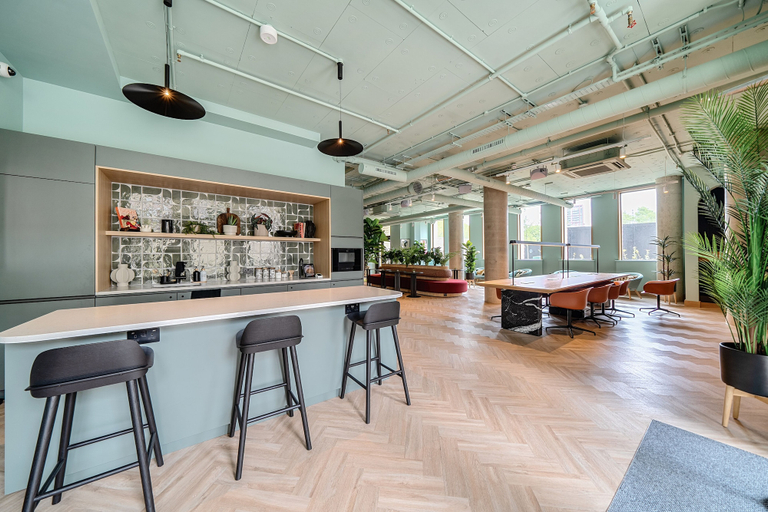 Food & Drinks 4, Roomspace Apartments - Oasis Way, London