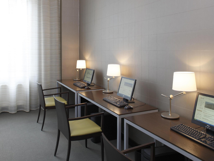 Others 4, Berlin Mark Hotel, Berlin