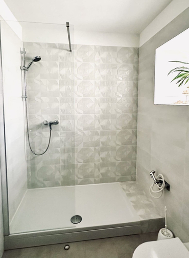 Bathroom 3, Luxury apartment Ivone with balcony, Rijeka
