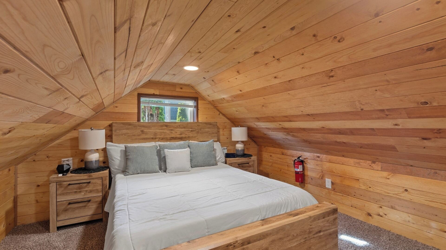 Bedroom 2, Peaceful 3BR W/ BBQ & Firepit Near Nature Skagit, Skagit