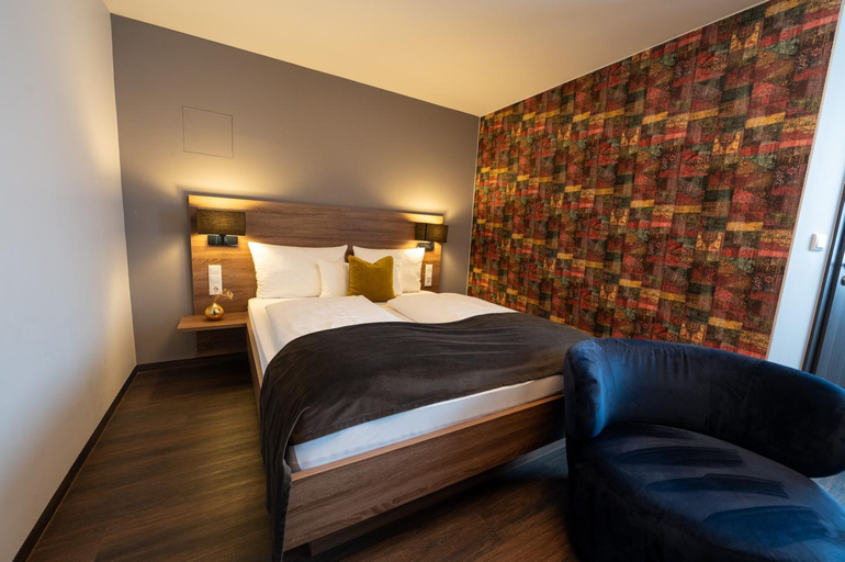 Bedroom 2, V Boutique Hotel Boblingen, Böblingen