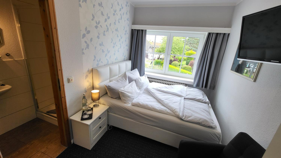Bedroom 4, Hotel Schleimunde, Schleswig-Flensburg