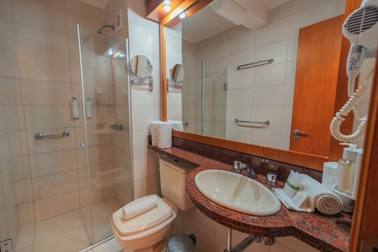 Bathroom 4, Hotel Laghetto Premio, Gramado