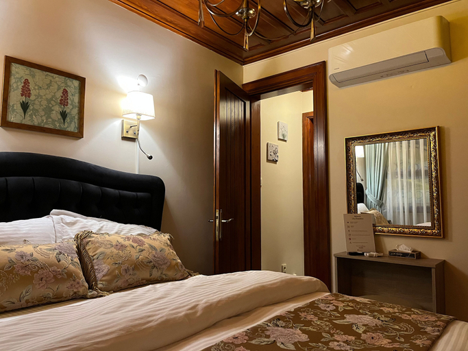 Bedroom 4, Lily Mansion, Fatih