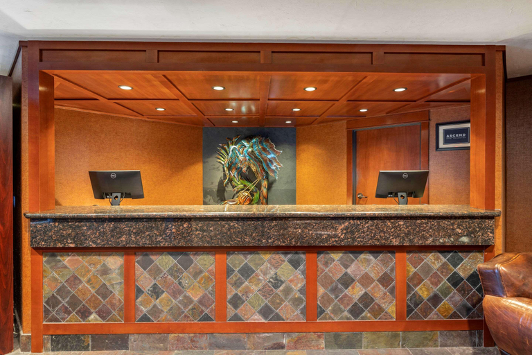 Public Area 2, Lloyd Hotel Astoria Bayfront, Ascend Hotel Collect, Clatsop